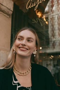 Aman Flora Earring - Gold