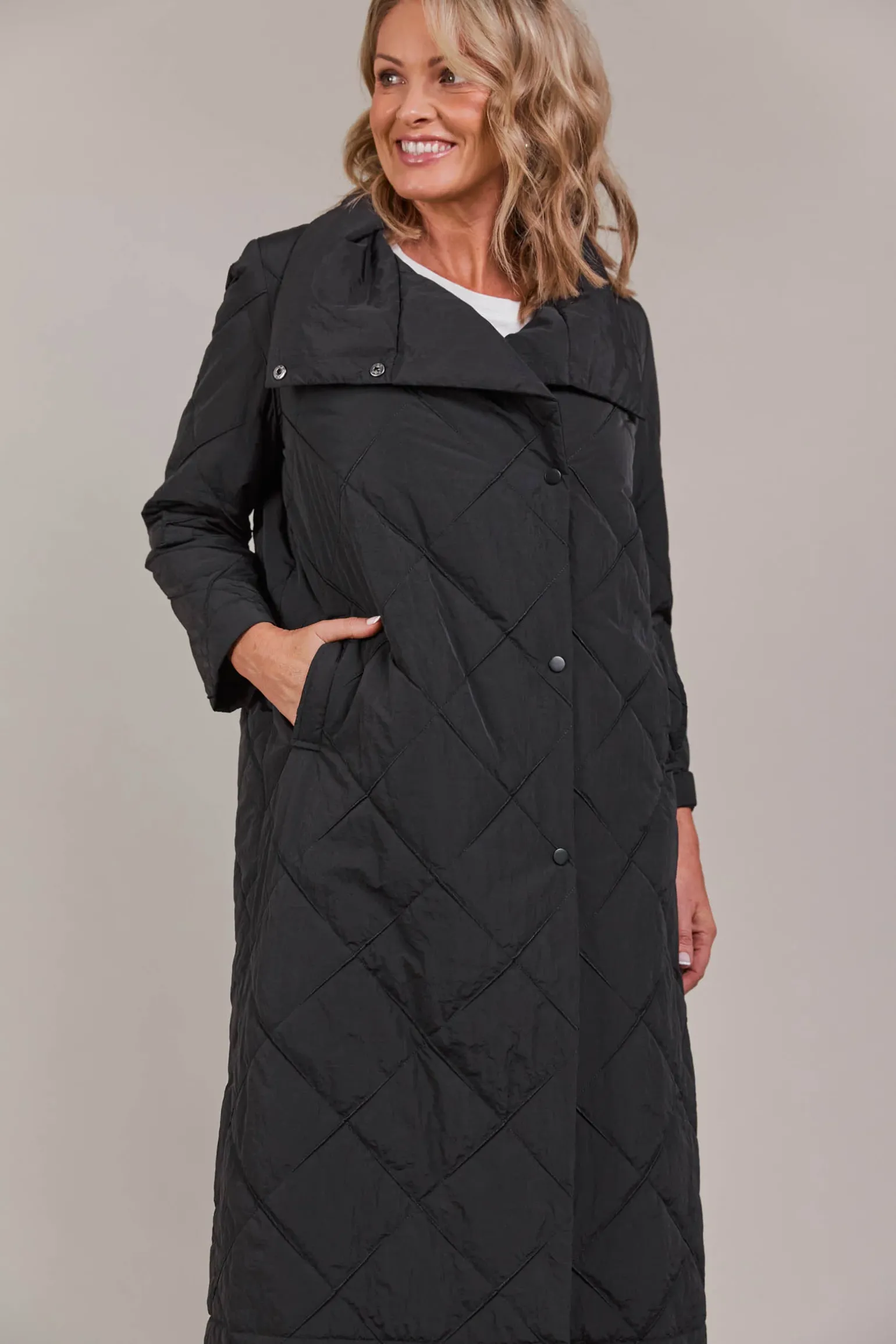 Argo Coat - Black