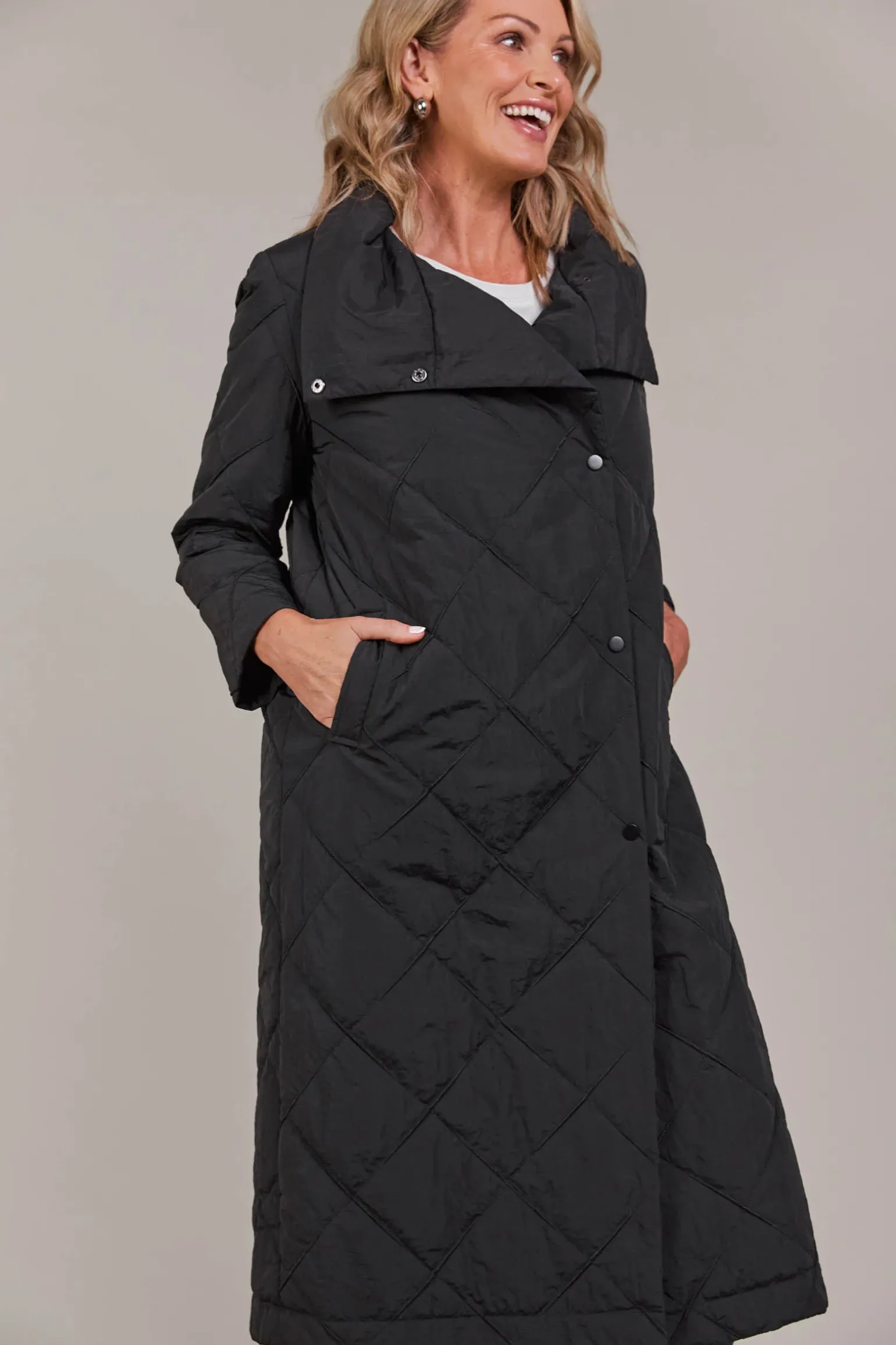 Argo Coat - Black