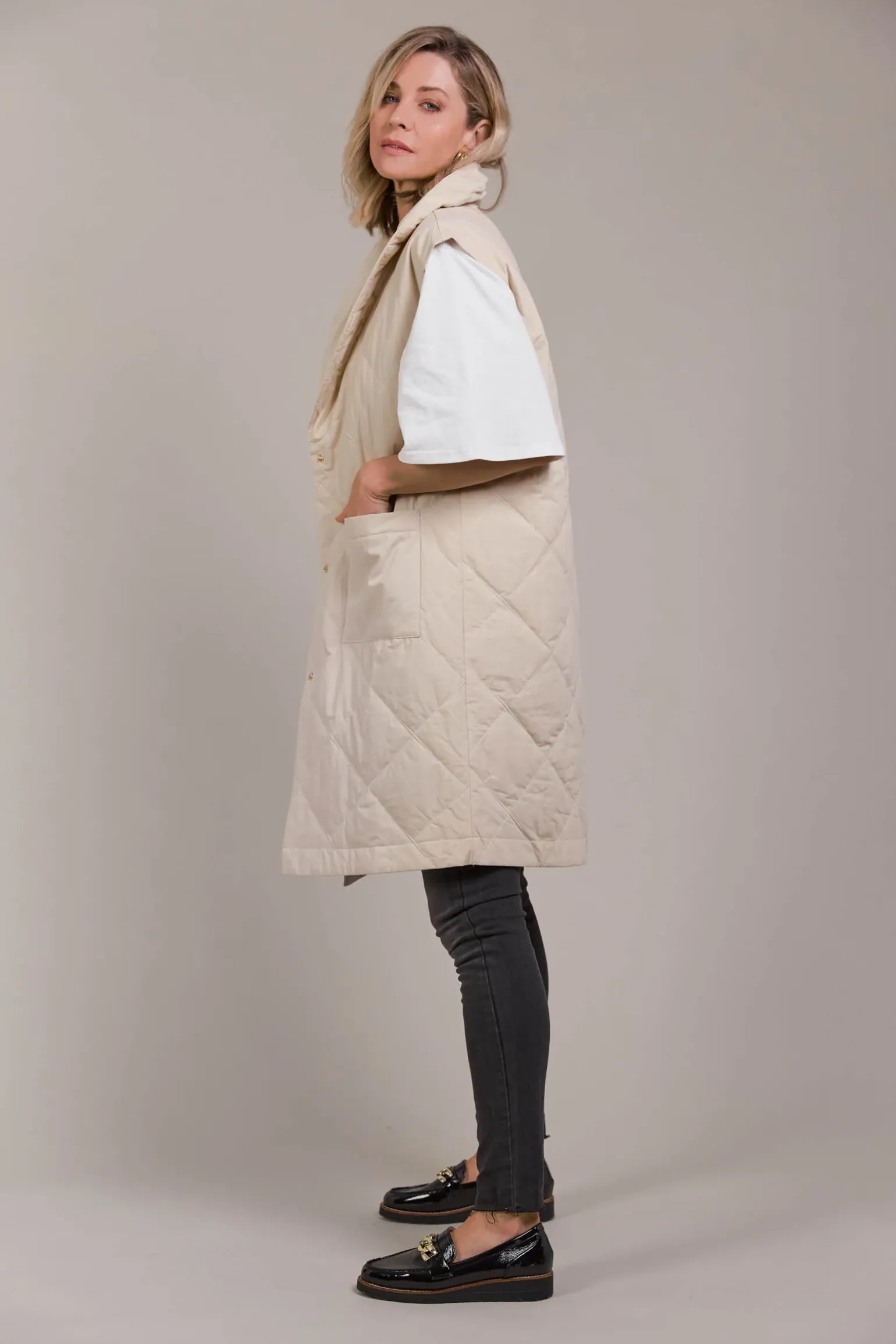 Argo Long Line Vest - Ecru