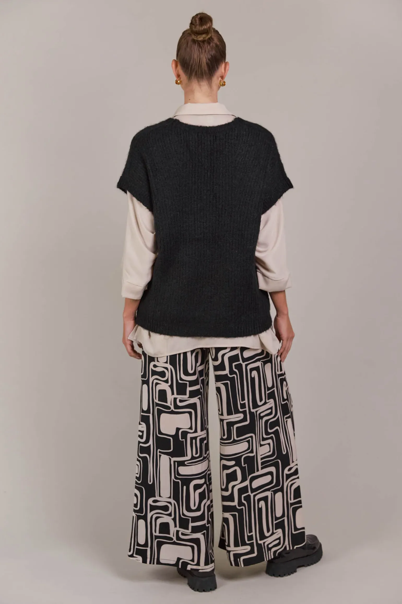 Folie Button Vest - Black