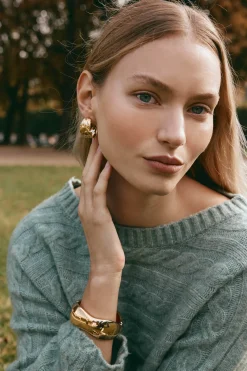 Folie Gold Hoop Earring - Pressed