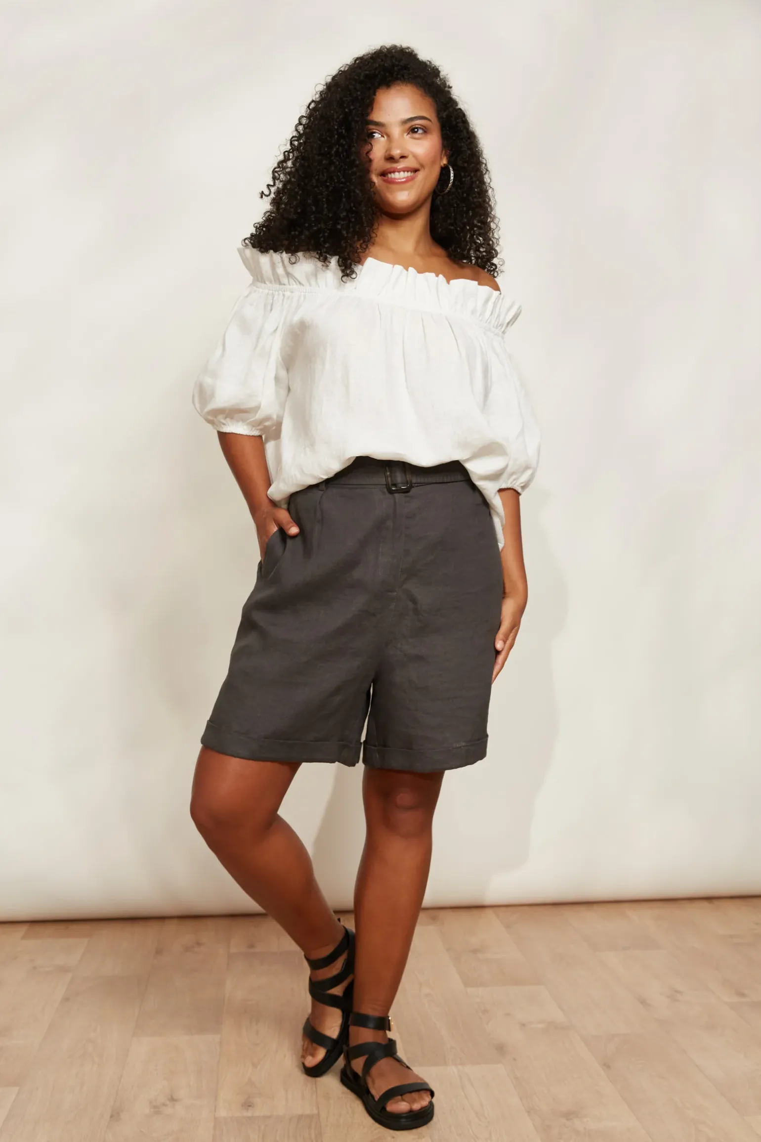 Halcyon Short - Oyster