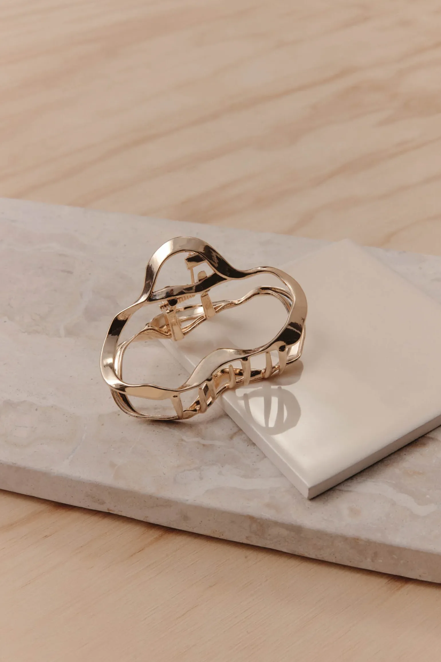 Ivy Small Claw - Gold
