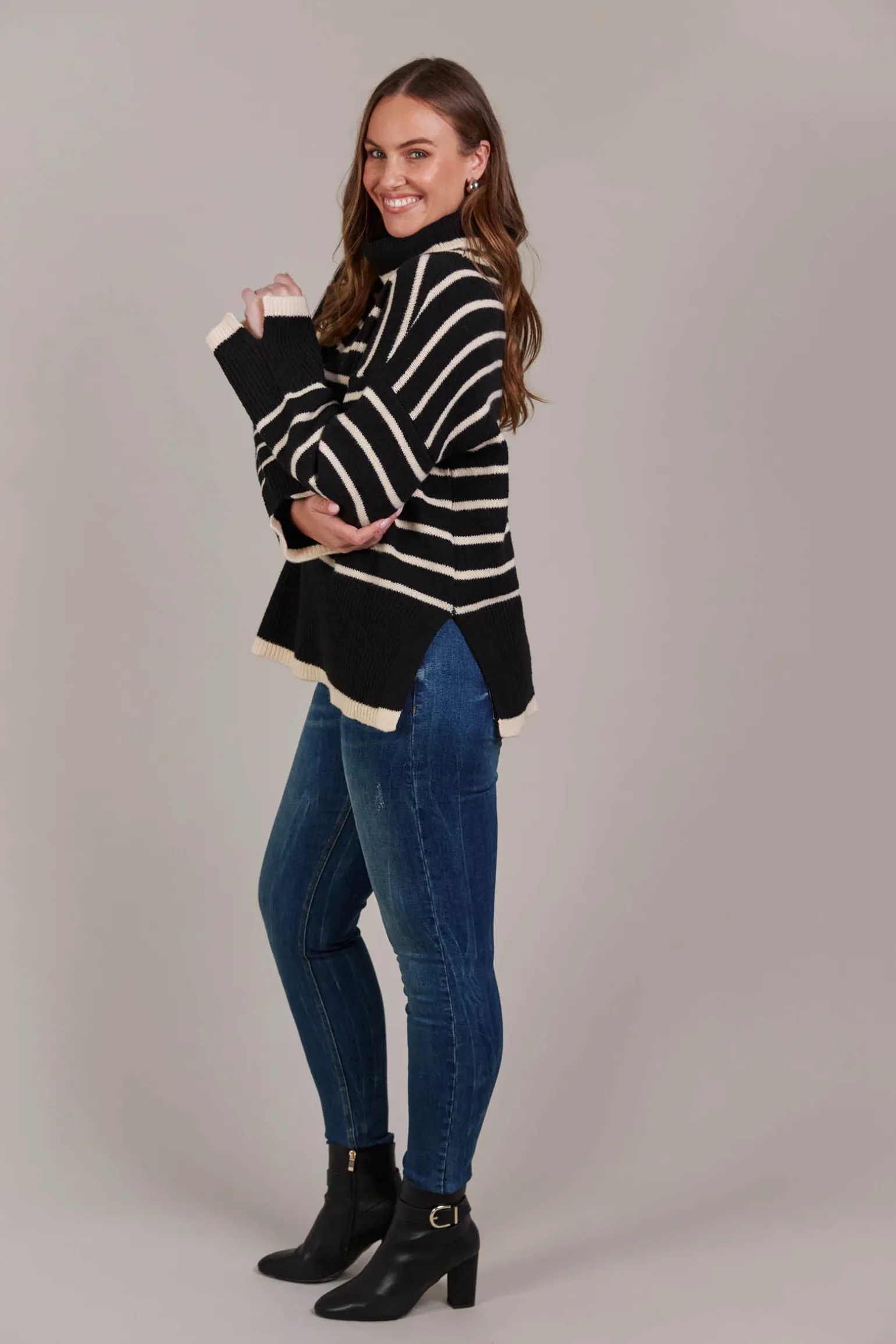 Katana Roll Neck Knit - Black