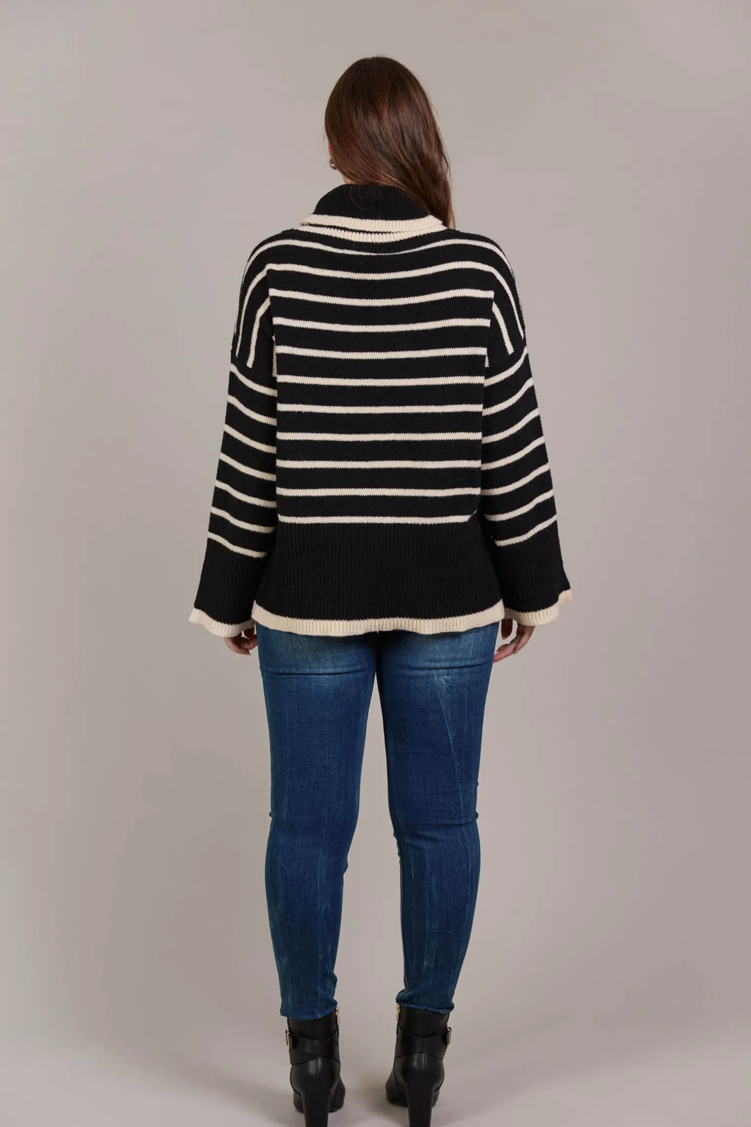 Katana Roll Neck Knit - Black