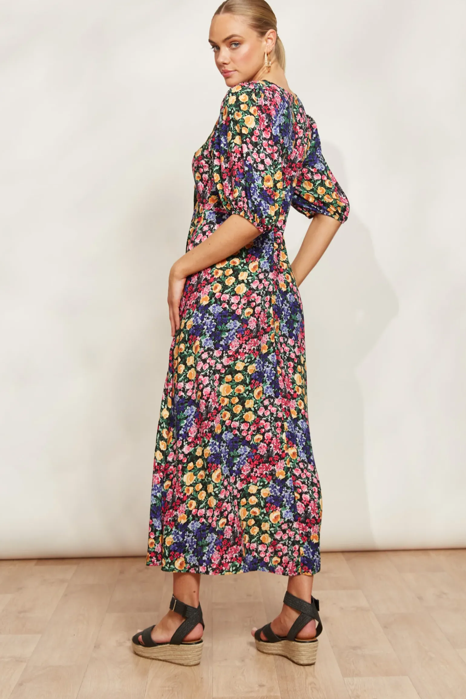 La Mer Tie Dress - Blume