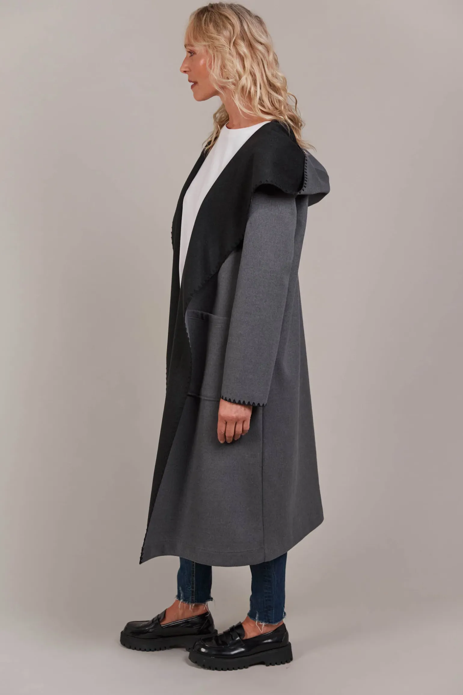 Manta Coat - Char