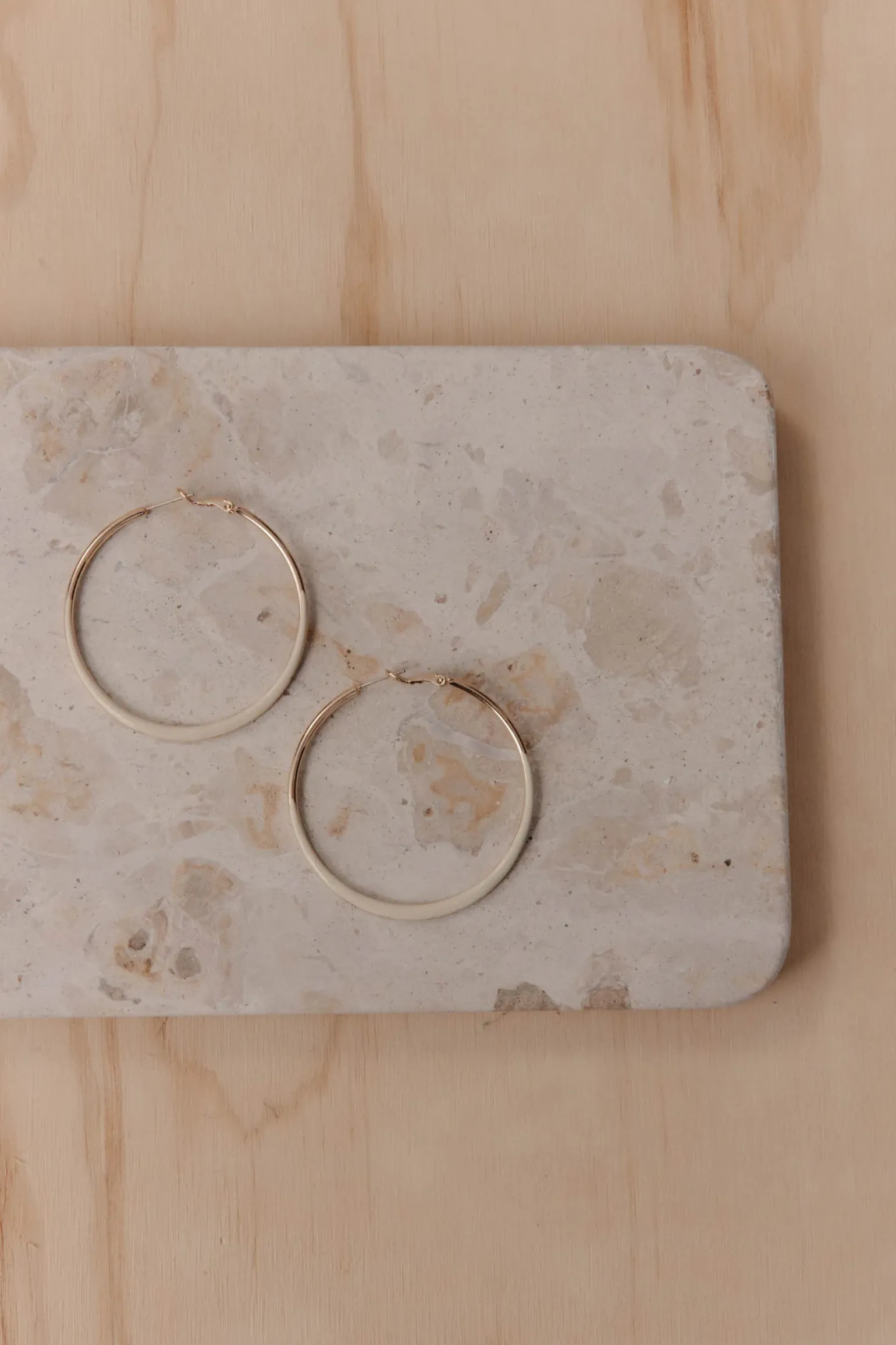 Masa Hoop Earring - Ecru