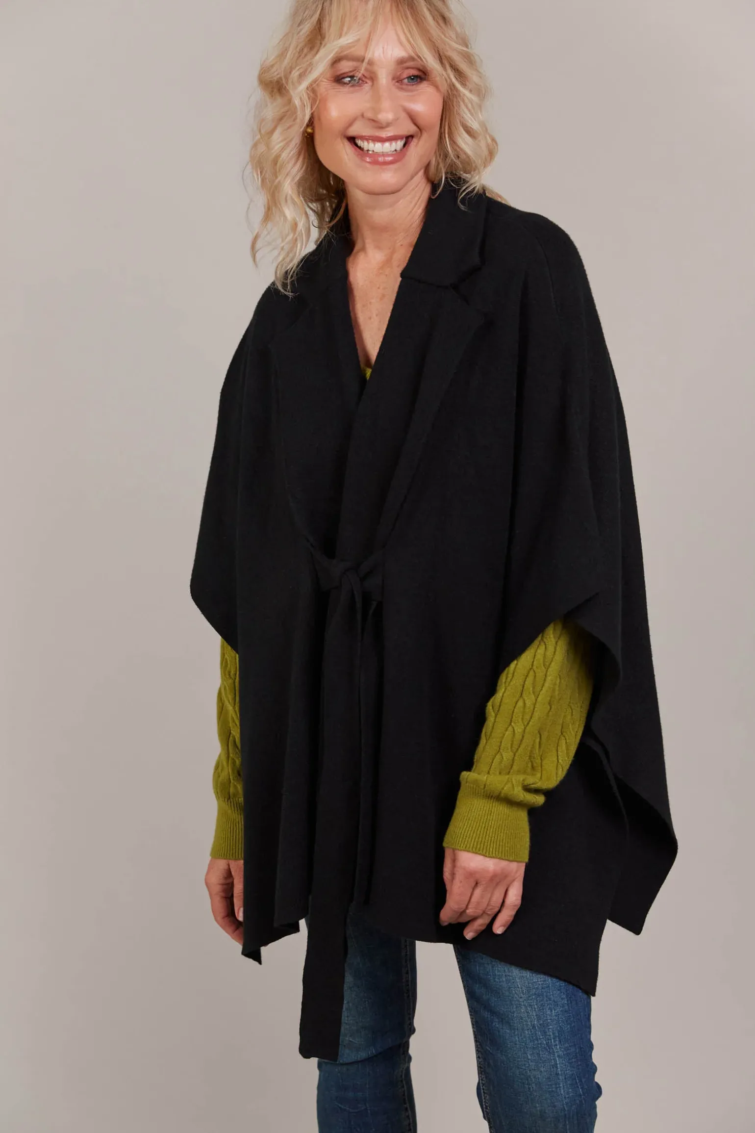 Palmer Knit Cape - Black