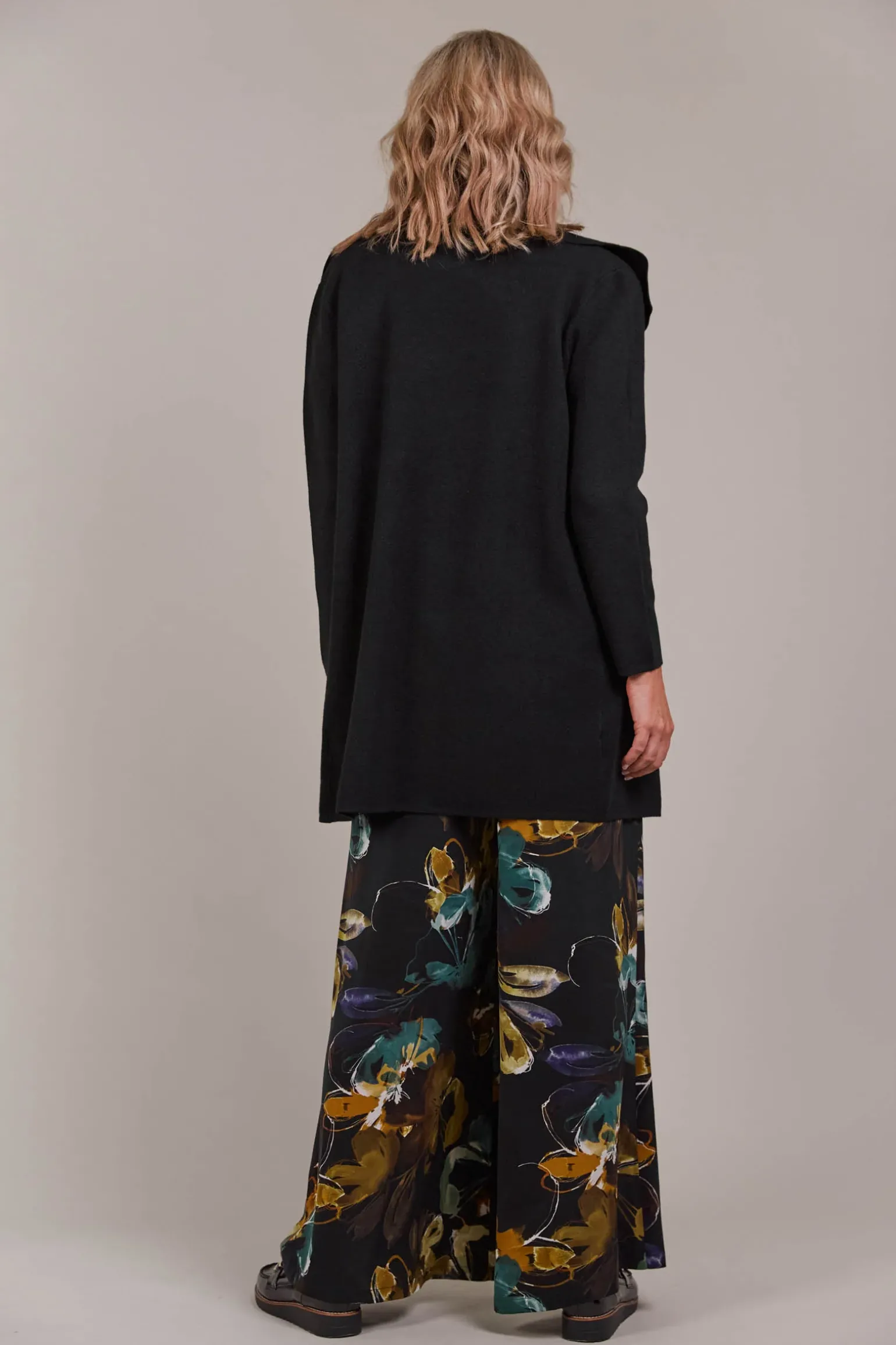 Palmer Relaxed Cardigan - Black