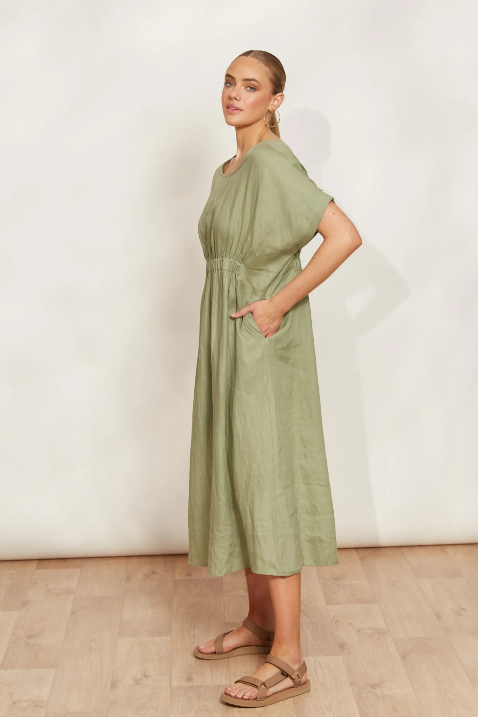 Sojourn Dress - Aloe