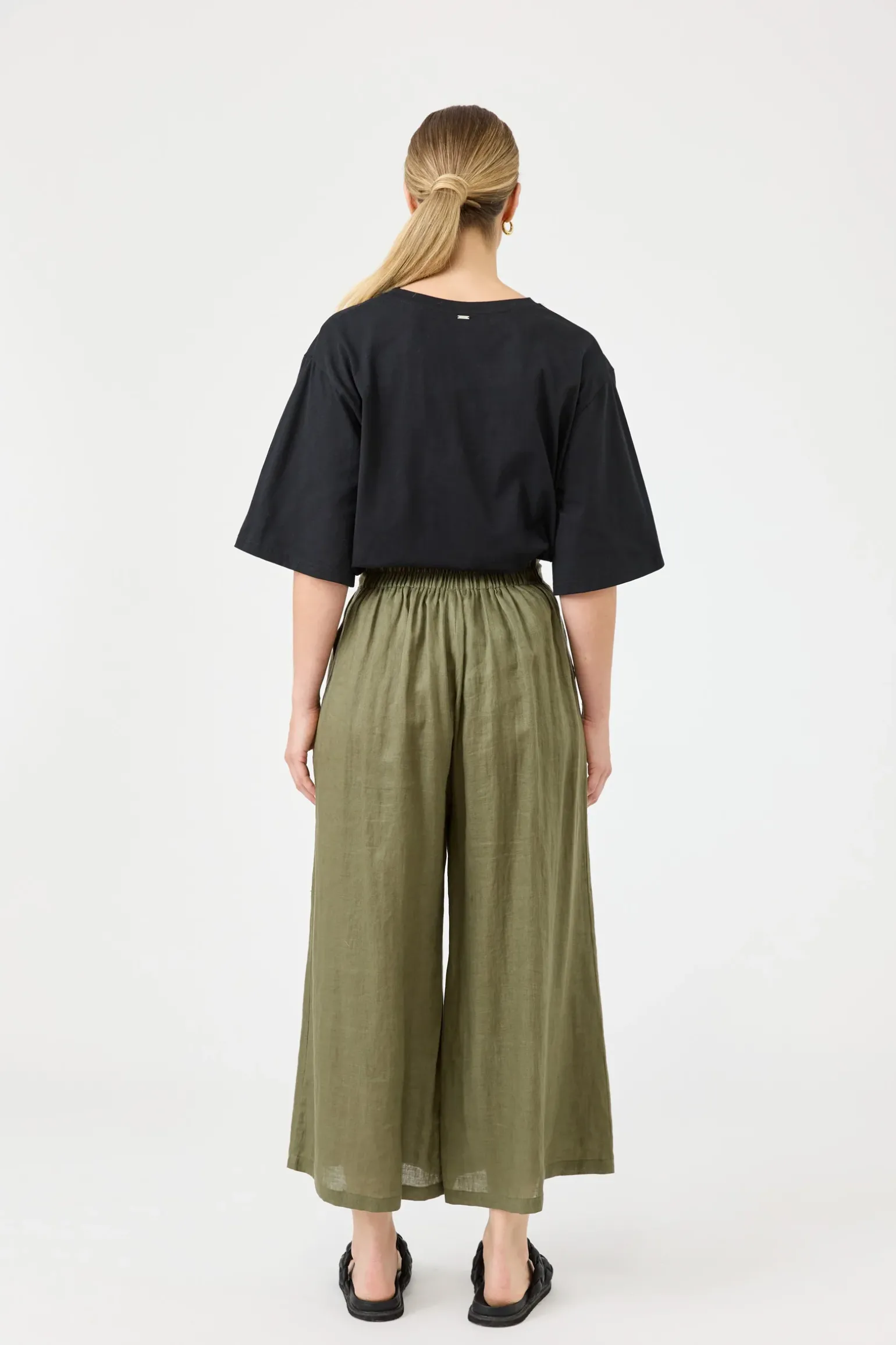 Studio Crop Pant - Khaki