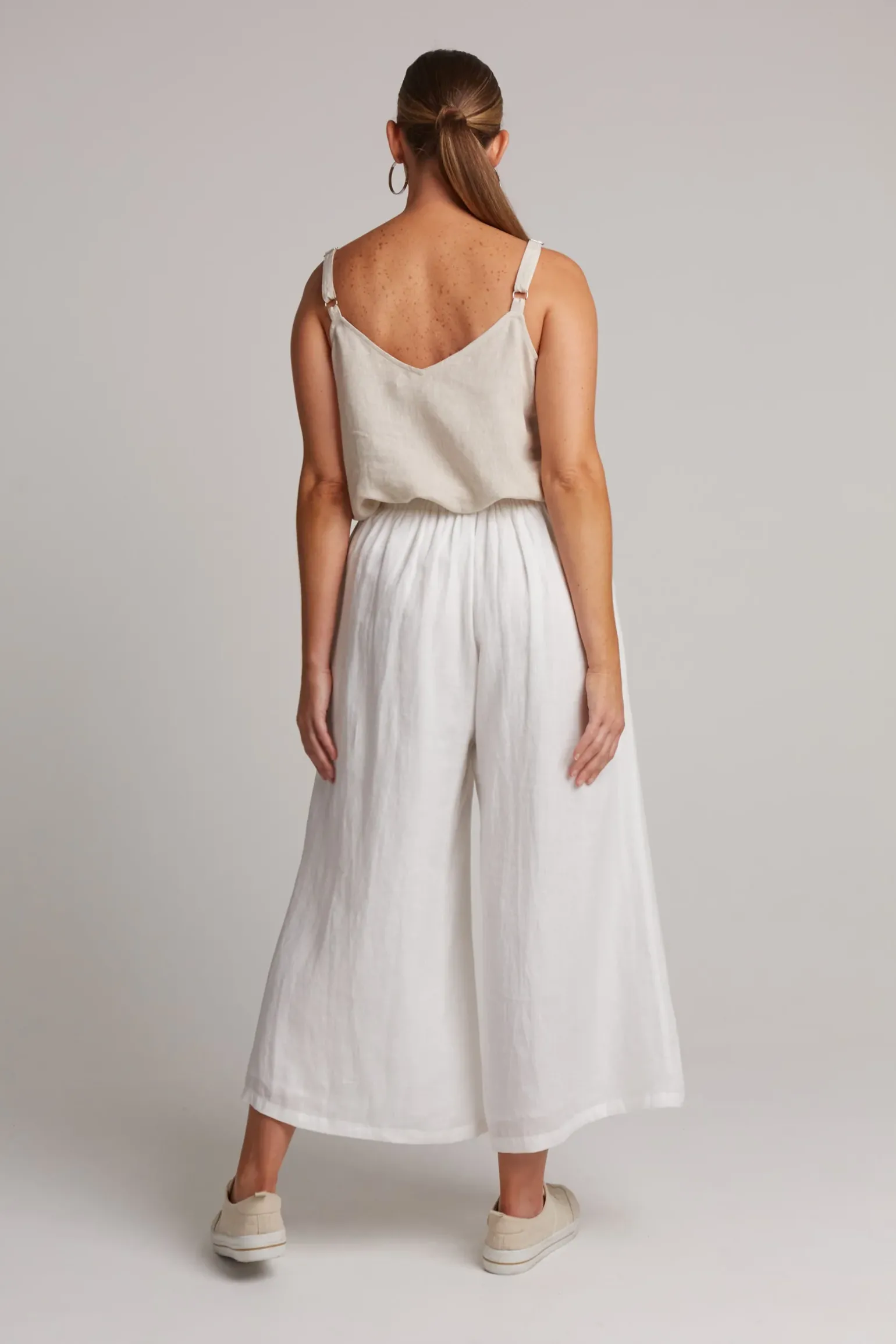 Studio Crop Pant - Salt