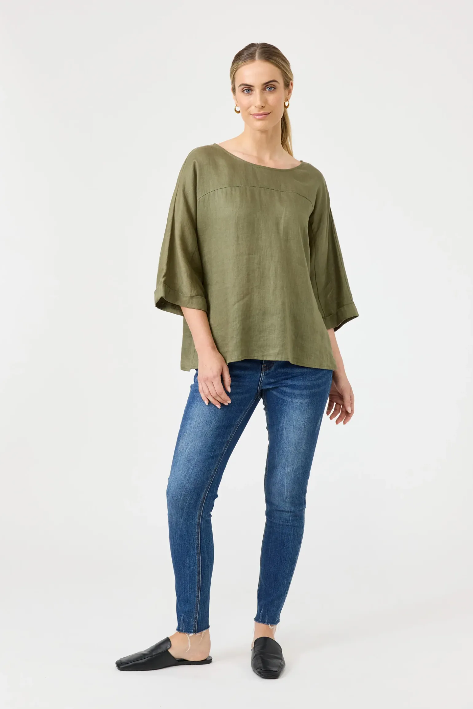 Studio Relaxed Top - Khaki