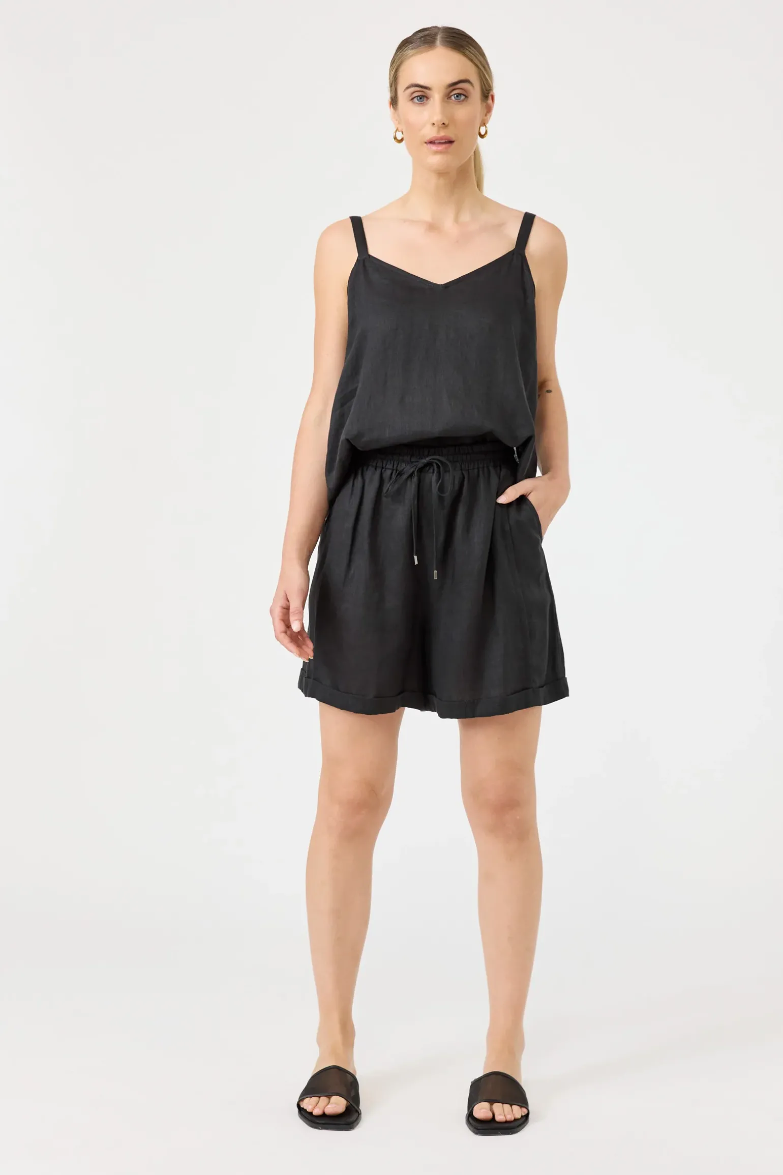 Studio Short - Ebony