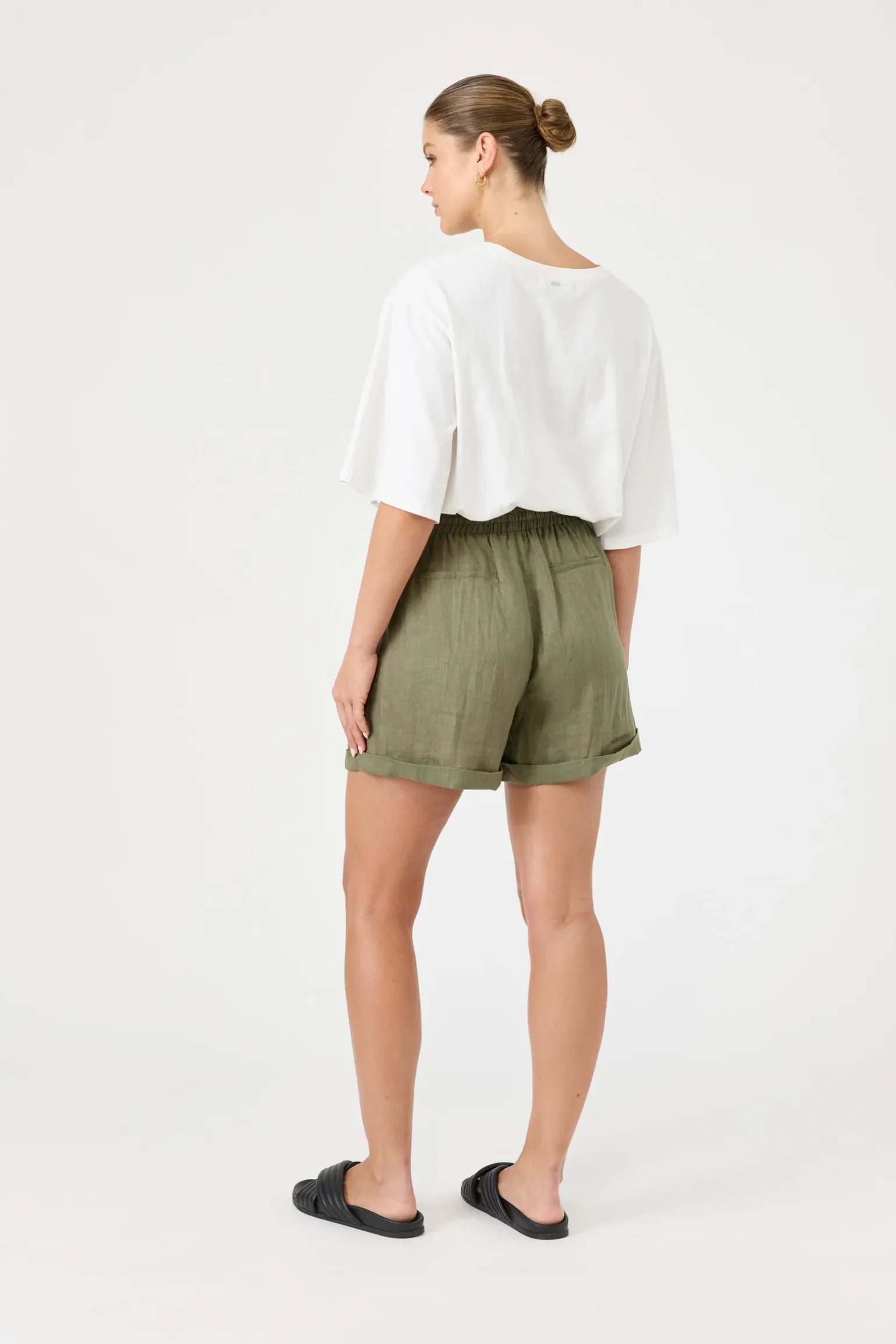 Studio Short - Khaki